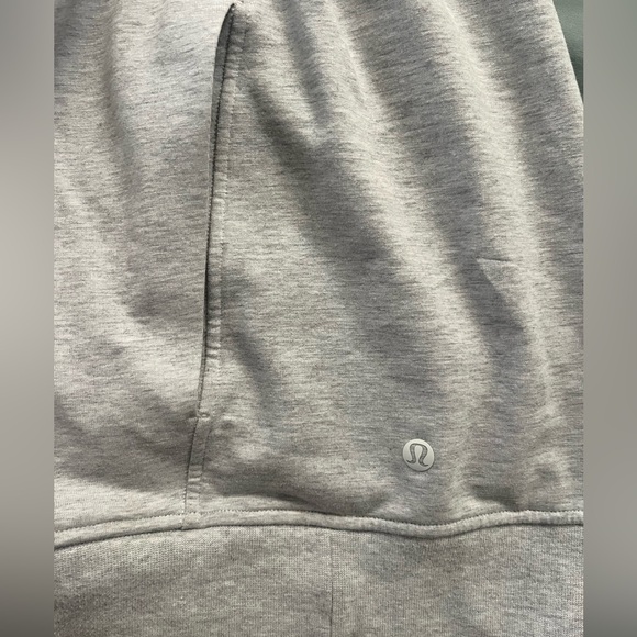 Lululemon | Men’s Pullover Hoodie - Picture 3 of 4